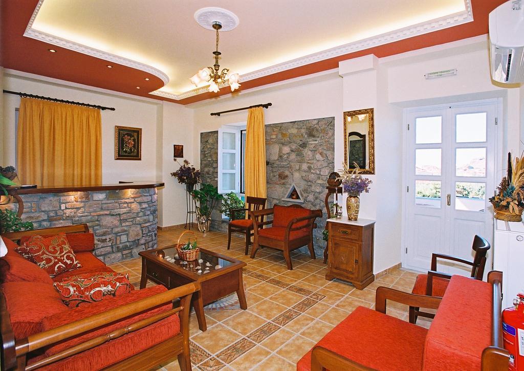 Artemis Traditional Hotel ミリナ エクステリア 写真