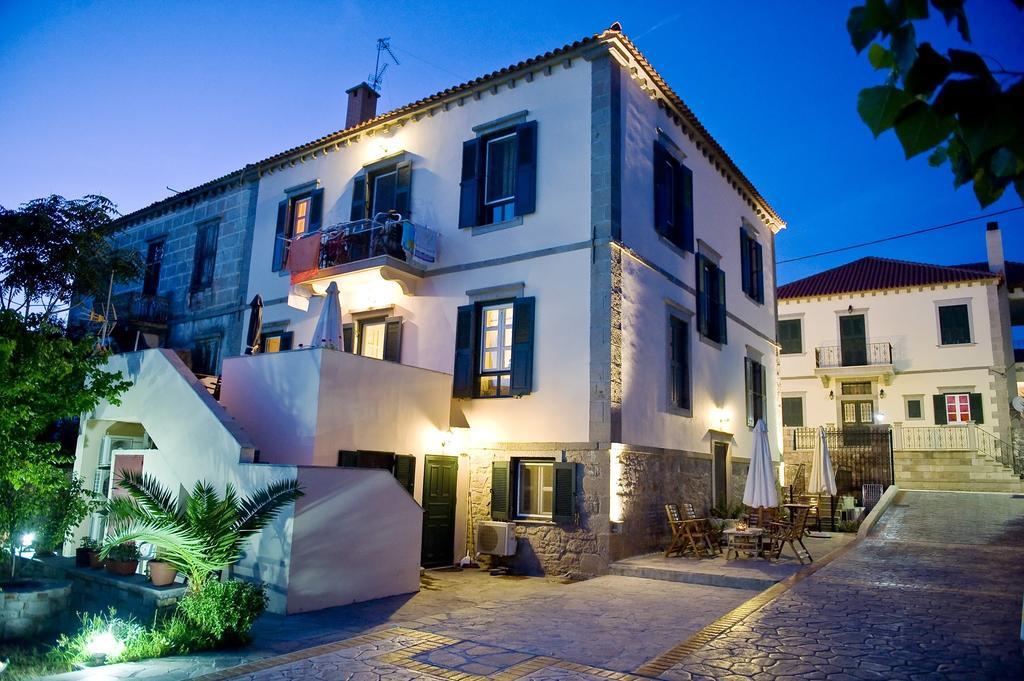 Artemis Traditional Hotel ミリナ エクステリア 写真